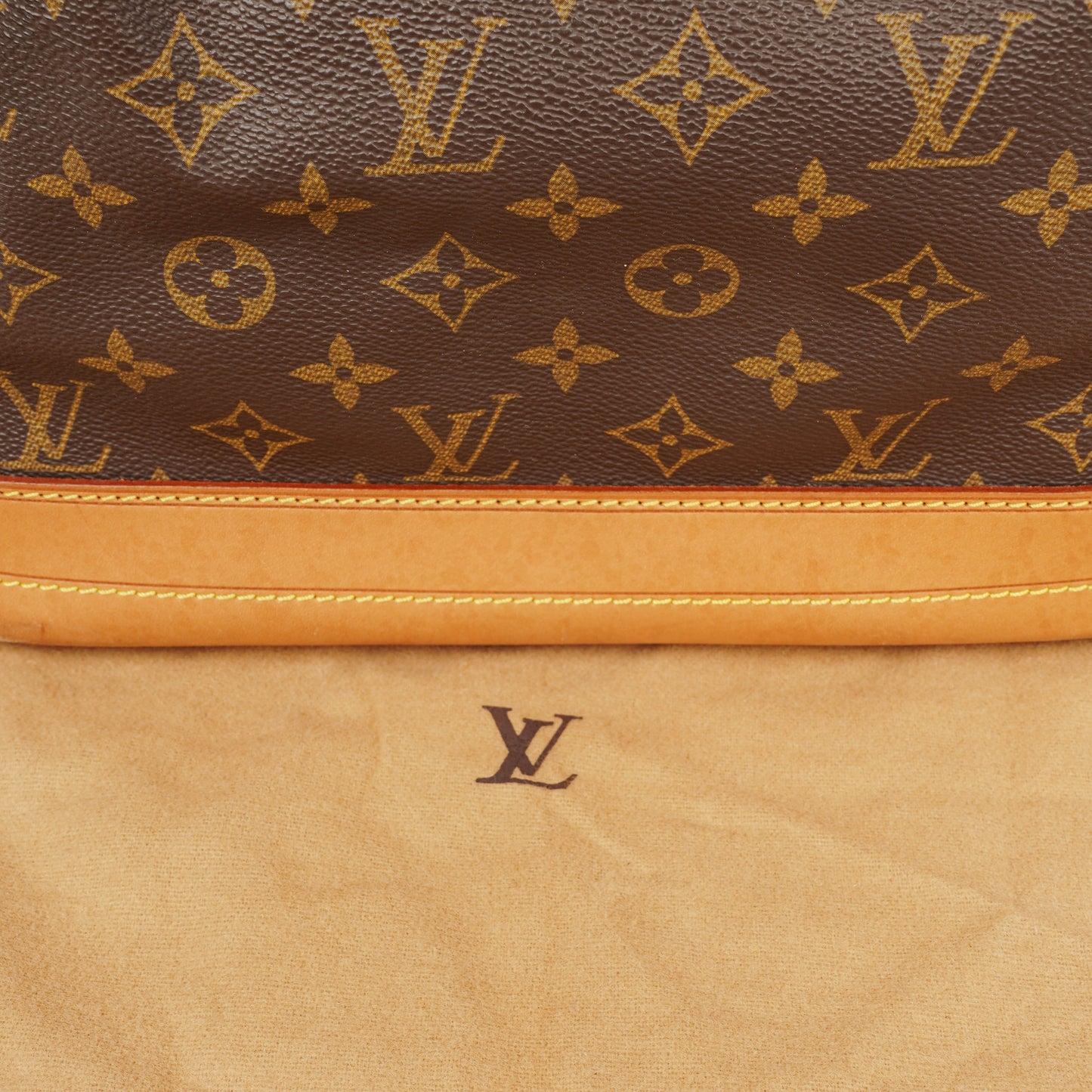 Louis Vuitton Noe Grande GM Schultertasche aus Monogram Canvas