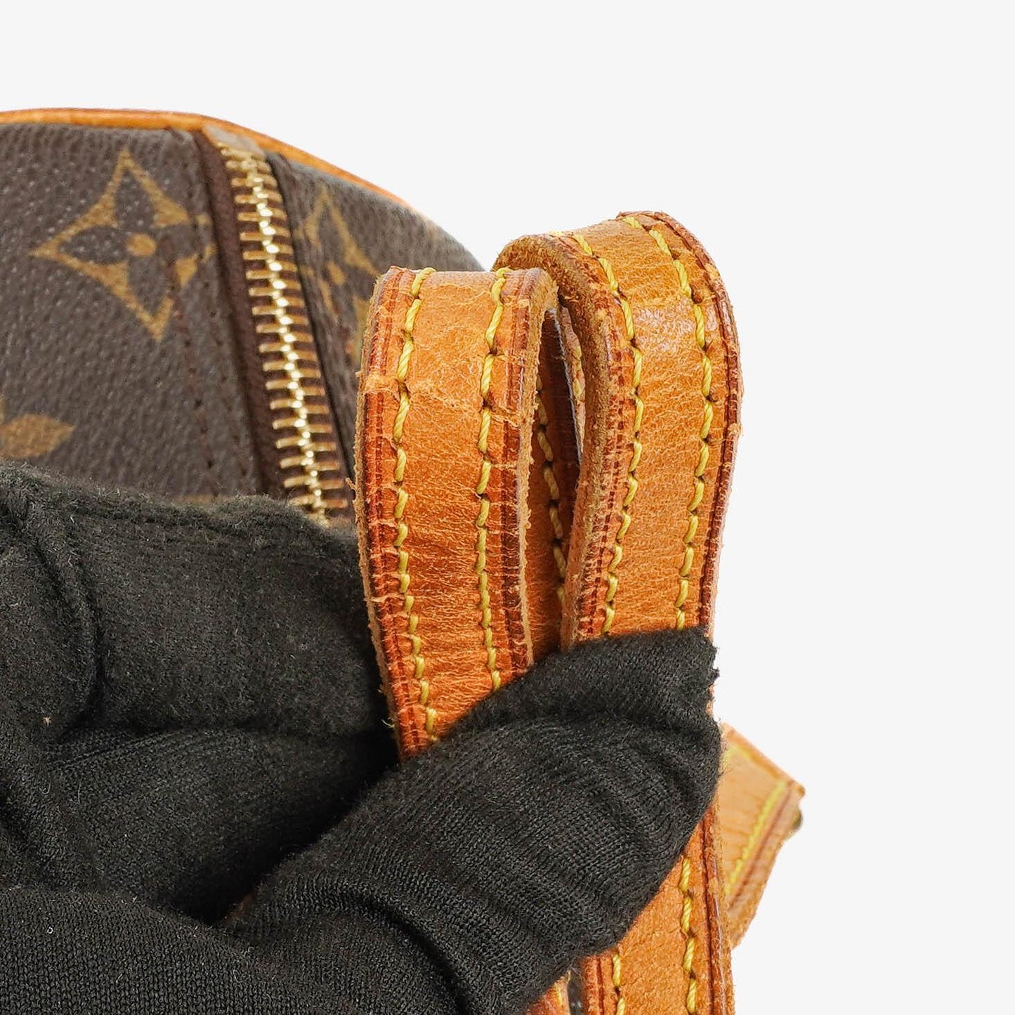 Louis Vuitton Papillon 25 Vintage Handtasche aus Monogram Canvas