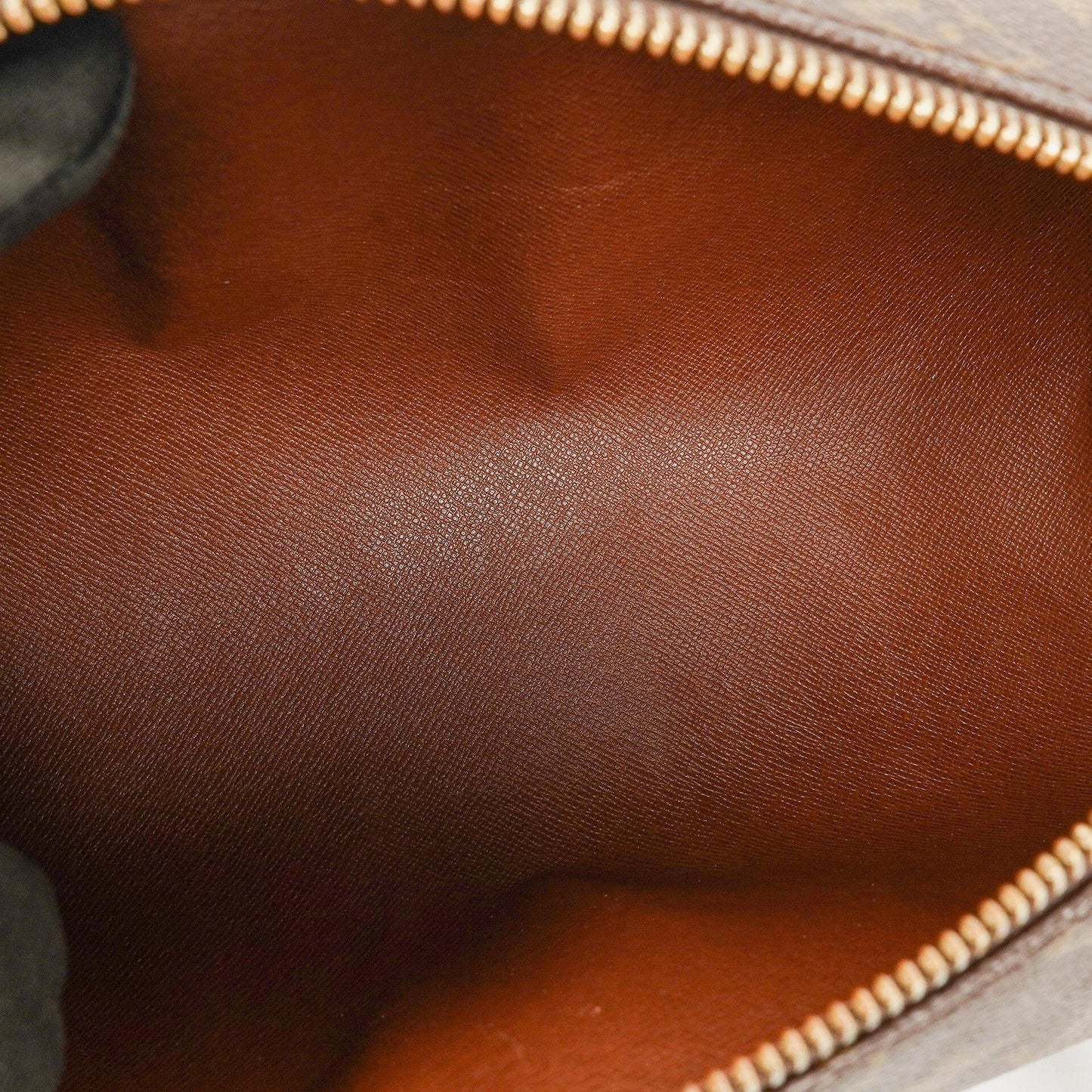 Louis Vuitton Papillon 25 Vintage Handtasche aus Monogram Canvas
