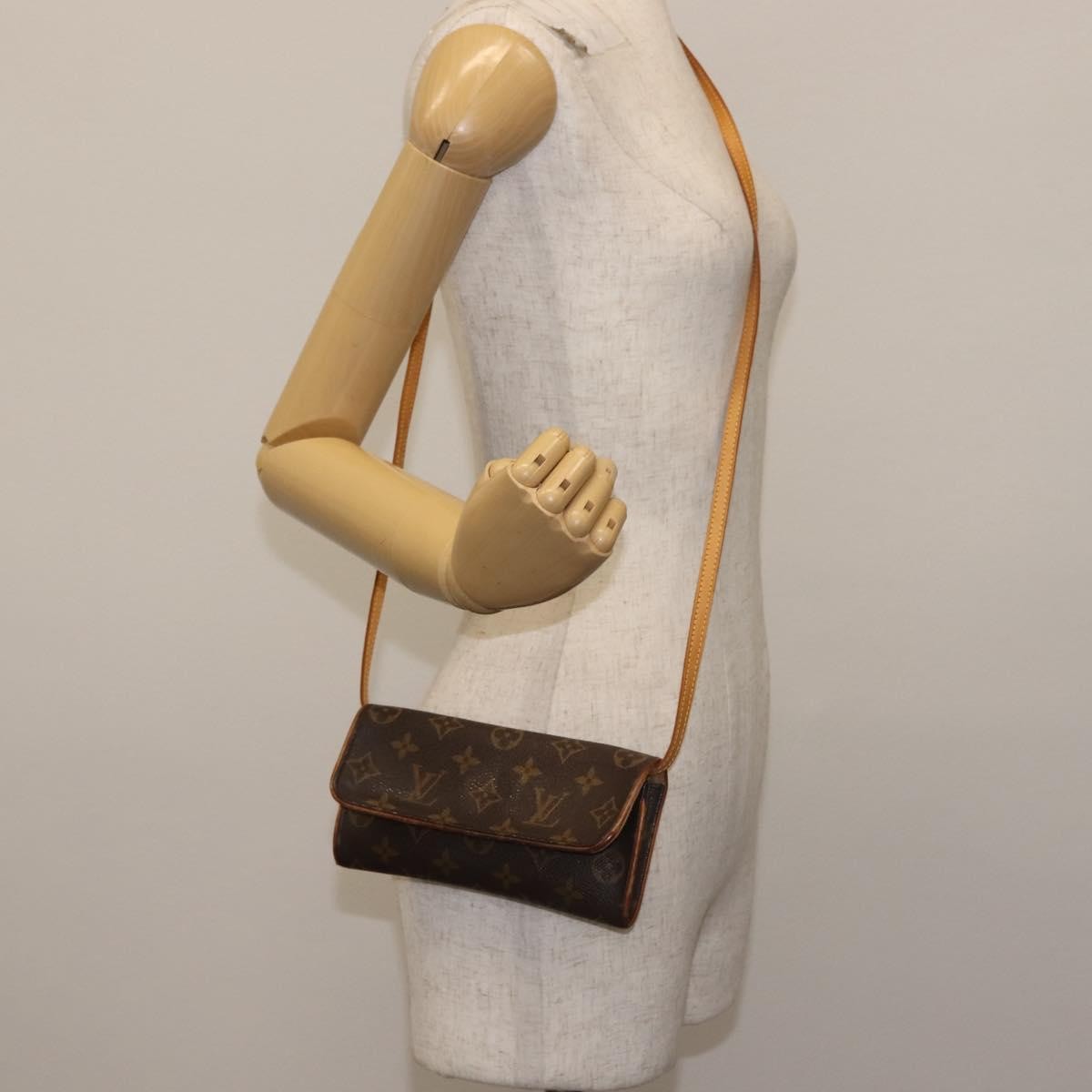 Louis Vuitton LOUIS VUITTON Monogram Pochette Twin PM Shoulder Bag M51854 LV Authentic gh816