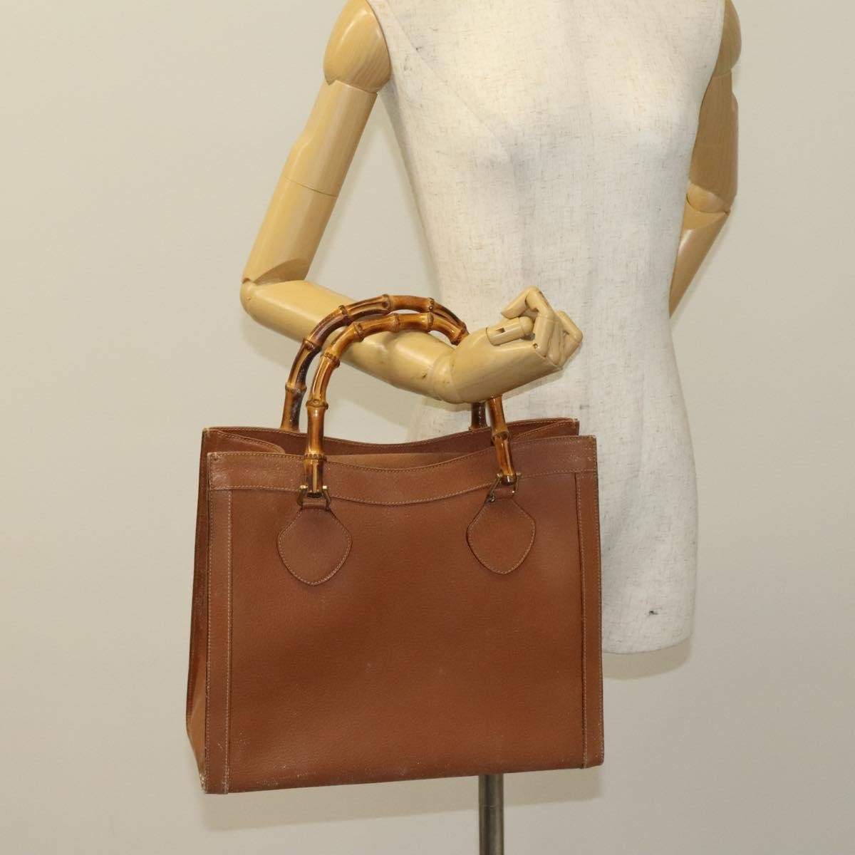Gucci GUCCI Bamboo Hand Bag Leather Brown Gold Authentic ep9697