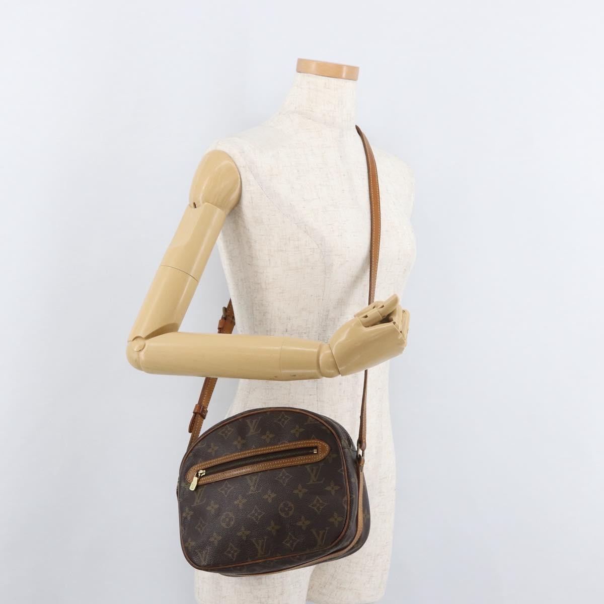 Louis Vuitton LOUIS VUITTON Monogram Senlis Shoulder Bag M51222 LV Authentic BA13161