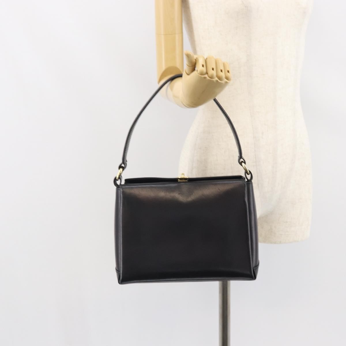 Gucci GUCCI Shoulder Bag Leather Black Gold Authentic mr1988