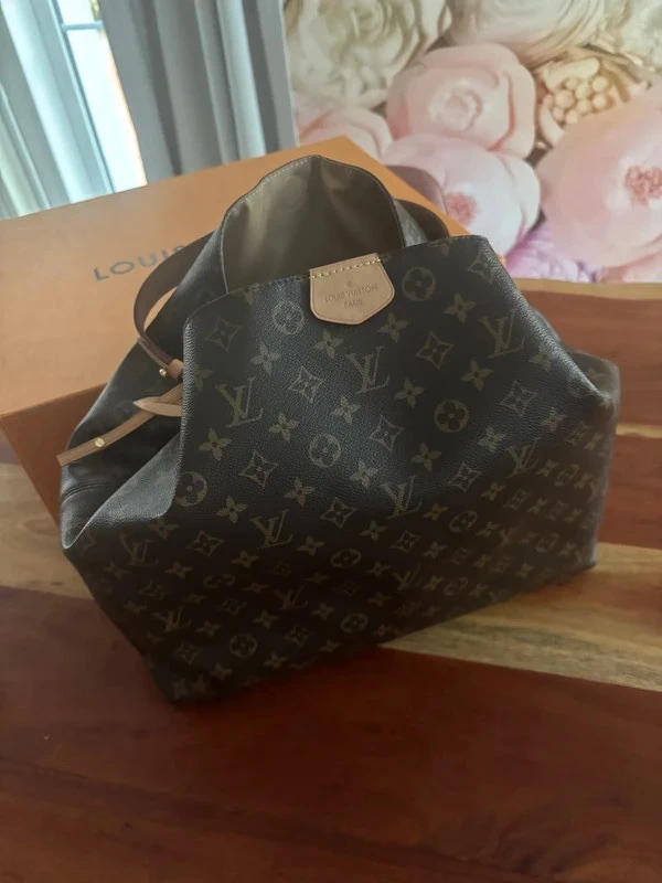 Louis Vuitton Graceful MM Monogram Canvas Schultertasche - Eleganz für den Alltag