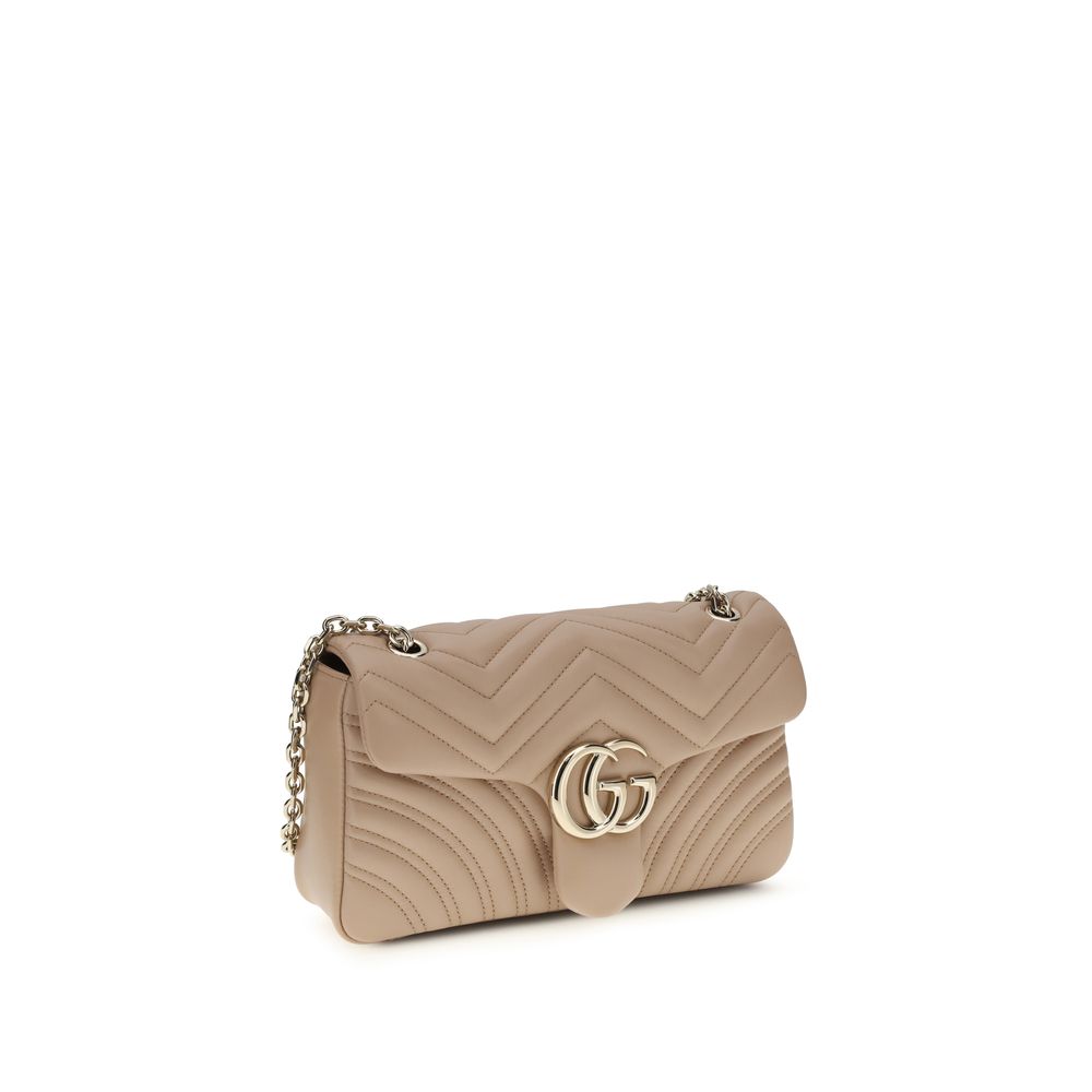 Gucci GG Marmont Schultertasche aus schwarzem Kalbsleder mit Matelassé-Steppung