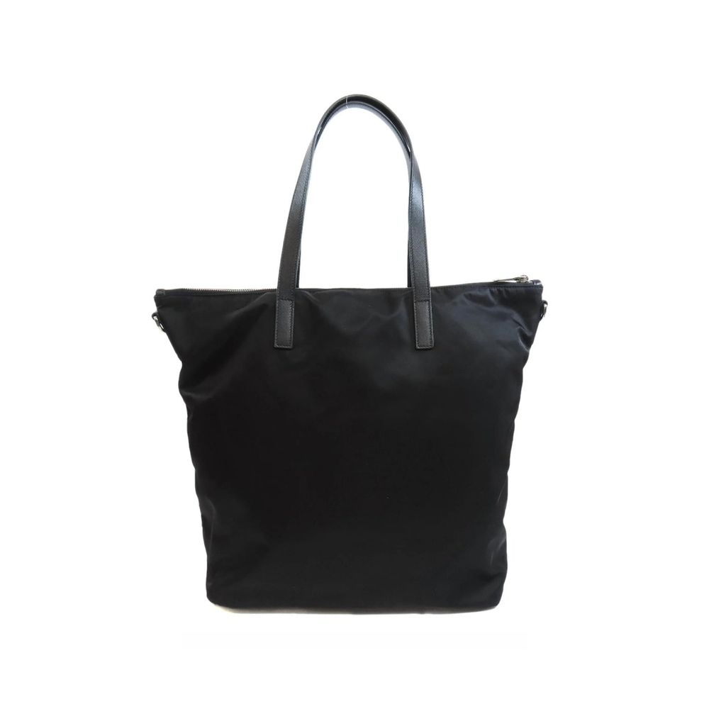 Prada Schwarze Nylon-Tragetasche für Damen - Eleganz trifft Funktionalität