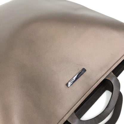 Gucci Braune Lederhandtasche – Eleganz trifft auf Luxus