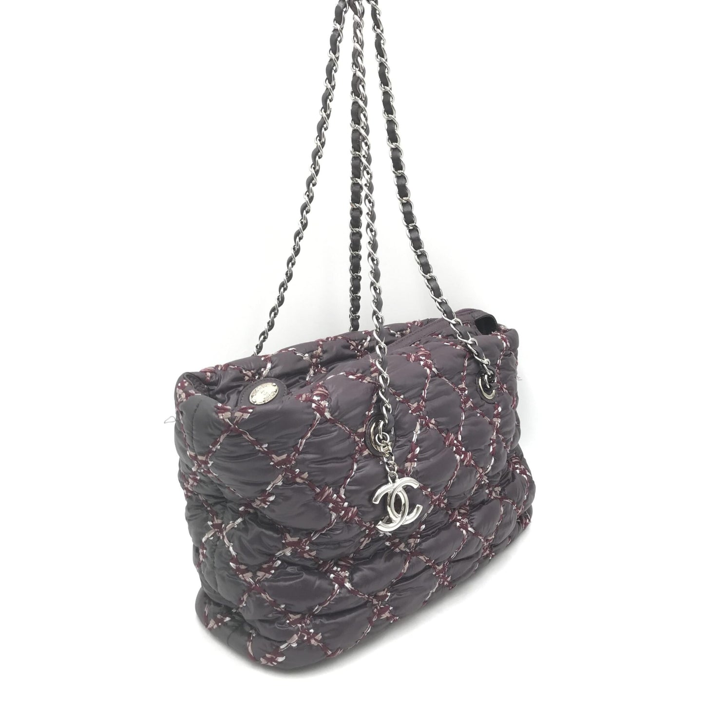 Chanel Paris-Byzance Umhängetasche aus violettem Nylon mit Kette – Exquisite Luxusmode