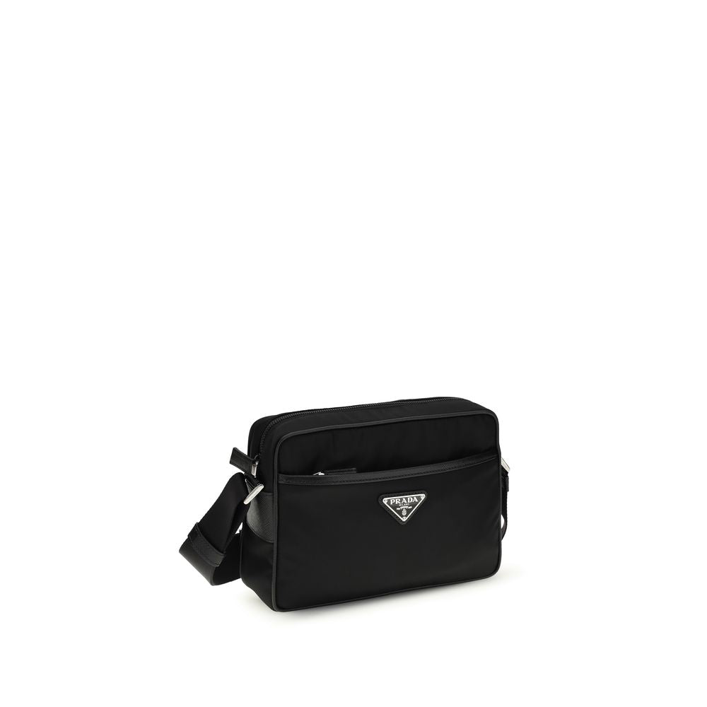 Schwarze Schultertasche aus recyceltem Polyamid