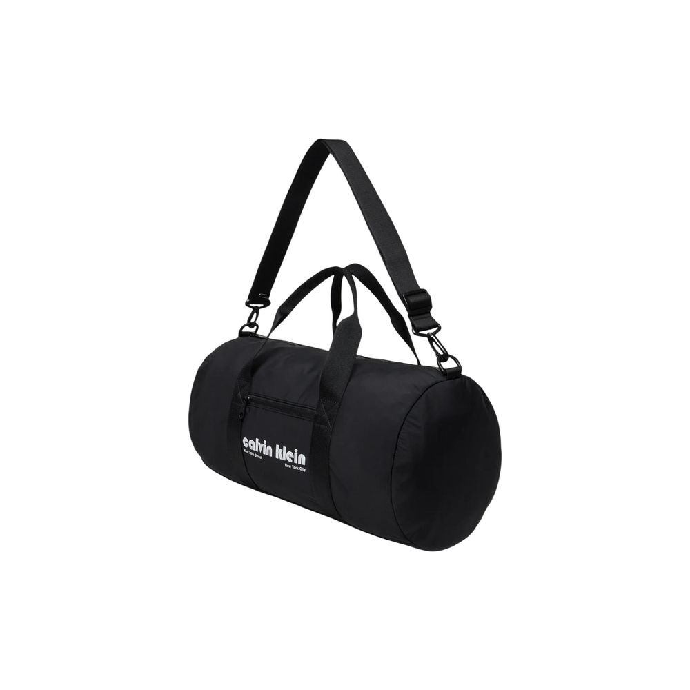Calvin Klein CKJ Graphic CK Crossbody Duffle LV04G3163G – Elegante Reisetasche aus recyceltem Polyester