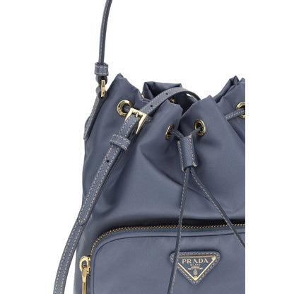 Prada Blaue Bucket Bag aus recyceltem Polyamid – Luxuriöse handgefertigte Damenhandtasche