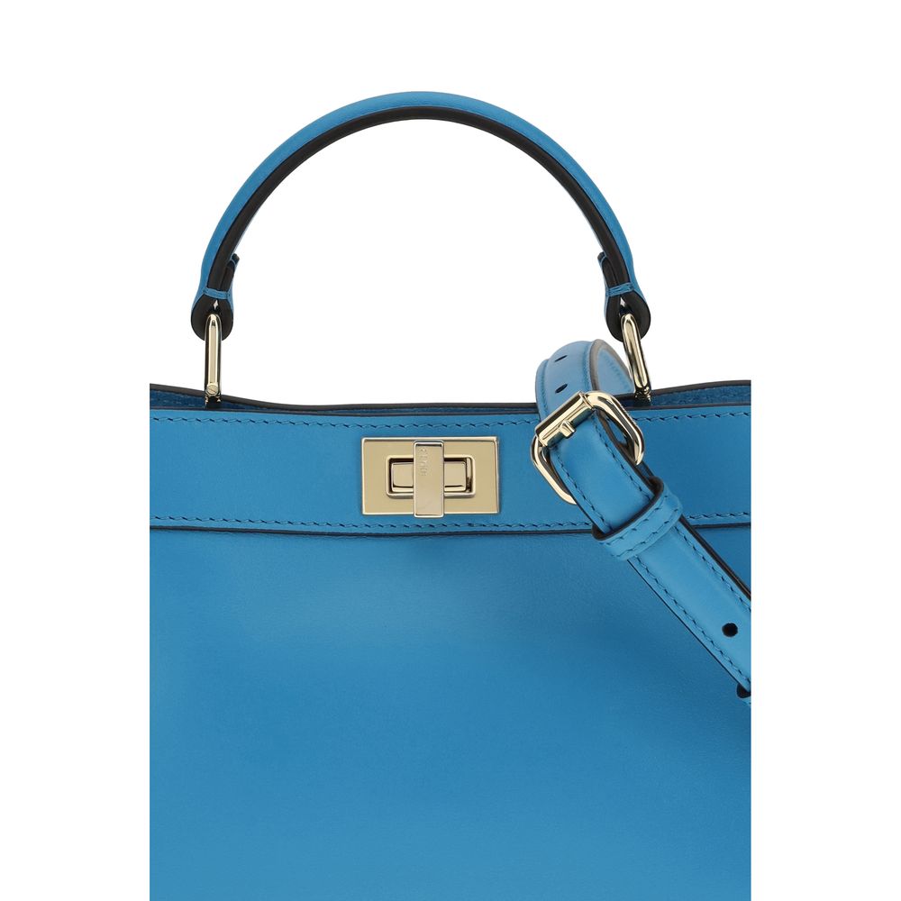 Fendi Peekaboo ISeeU Petite Handtasche aus blauem Kalbsleder