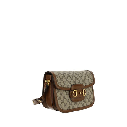 Beżowa torebka na ramię Gucci z polietylenu – elegancka torba na ramię z aplikacją Horsebit