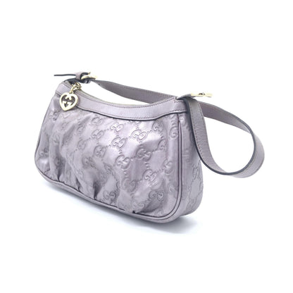 Gucci Metallic Guccissima Lovely Schultertasche in Lavendel – Luxus für jede Gelegenheit