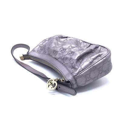 Gucci Metallic Guccissima Lovely Schultertasche in Lavendel – Luxus für jede Gelegenheit