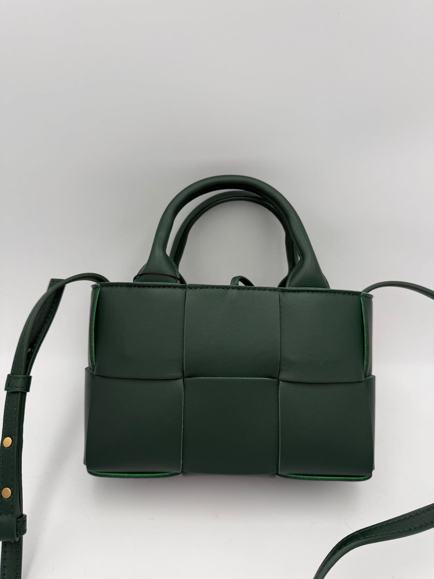 Bottega Veneta Candy Arco Schultertasche – Luxuriöse Damenhandtasche aus Leder