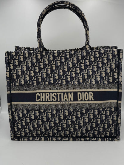 Dior DIOR TOTE BOOK Grande - Luxuriöse Oblique-Tasche für den Alltag
