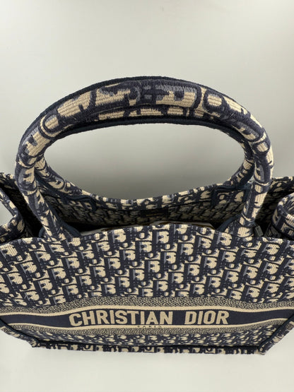 Dior DIOR TOTE BOOK Grande - Luxuriöse Oblique-Tasche für den Alltag