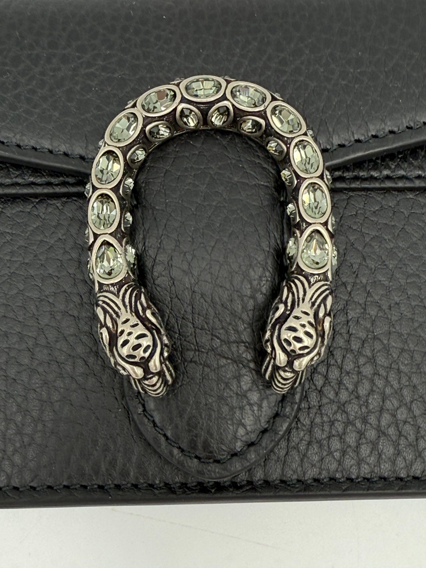Gucci Dionysus Mini Handtasche aus Leder – zeitlose Eleganz für die Dame von Welt