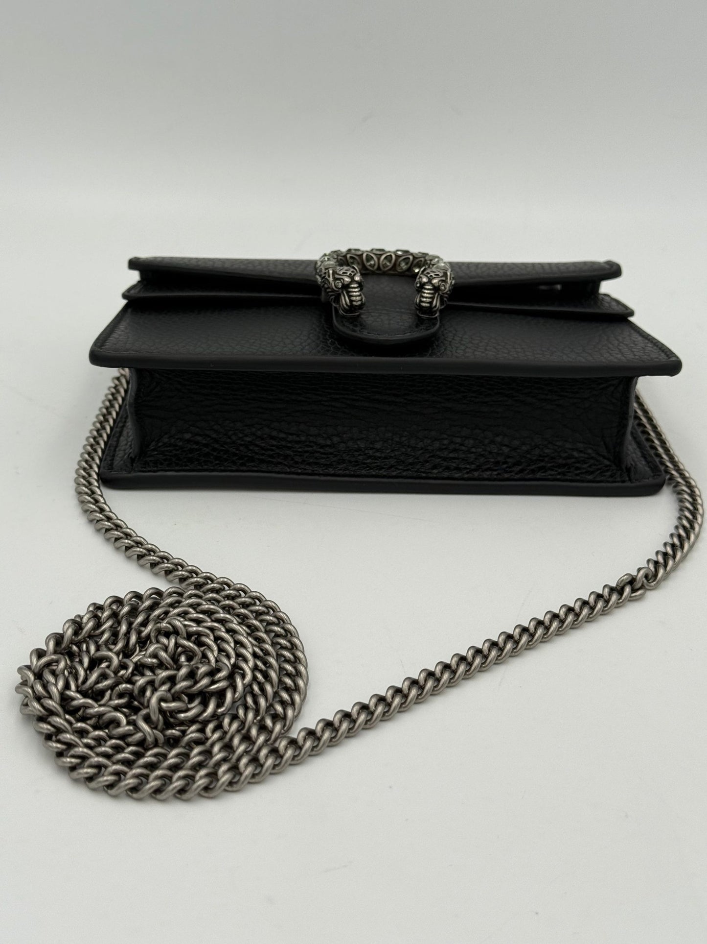 Gucci Dionysus Mini Handtasche aus Leder – zeitlose Eleganz für die Dame von Welt