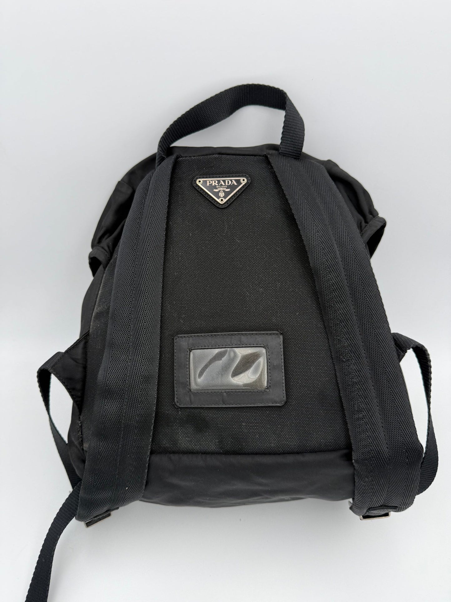 Prada Nylon-Rucksack – Eleganter Begleiter für den Alltag
