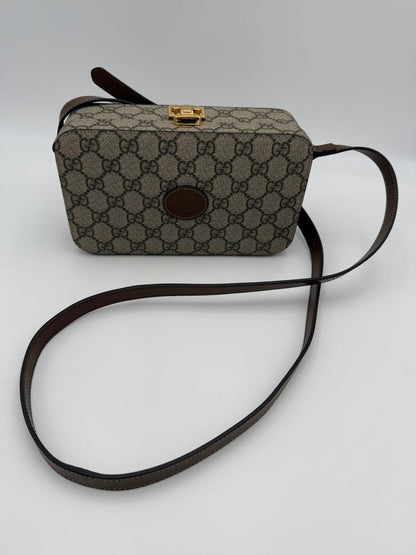 Gucci TRUNK GG Supreme - Luxuriöse Designer Tasche für anspruchsvolle Frauen