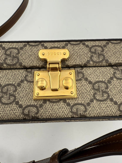Gucci TRUNK GG Supreme - Luxuriöse Designer Tasche für anspruchsvolle Frauen