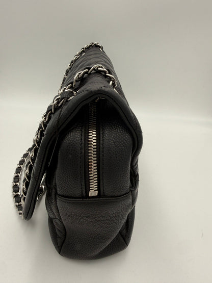 CHANEL Timeless Classique Zip Flap Bag – Elegante Designer Handtasche