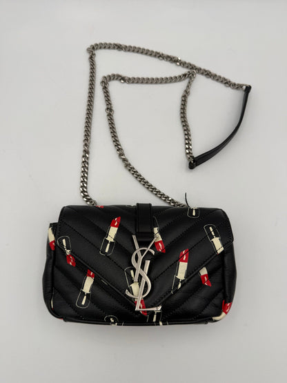 Saint Laurent Mini Envelope Handtasche - Limitierte Auflage mit Lippenstift-Print