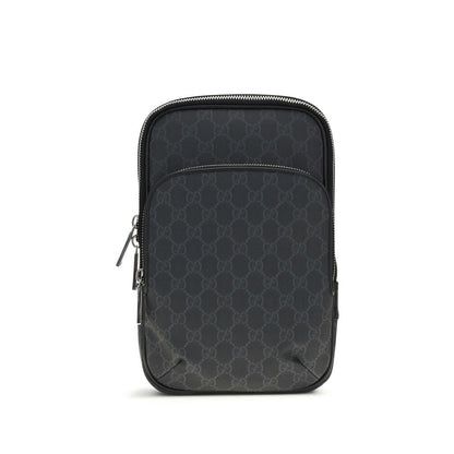 Gucci GG Supreme Schultertasche aus Polyurethan – Eleganz trifft Funktionalität