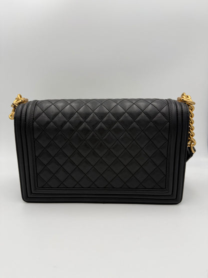 CHANEL BOY Große Handtasche