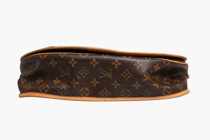 Monogram Canvas Menilmontant MM
