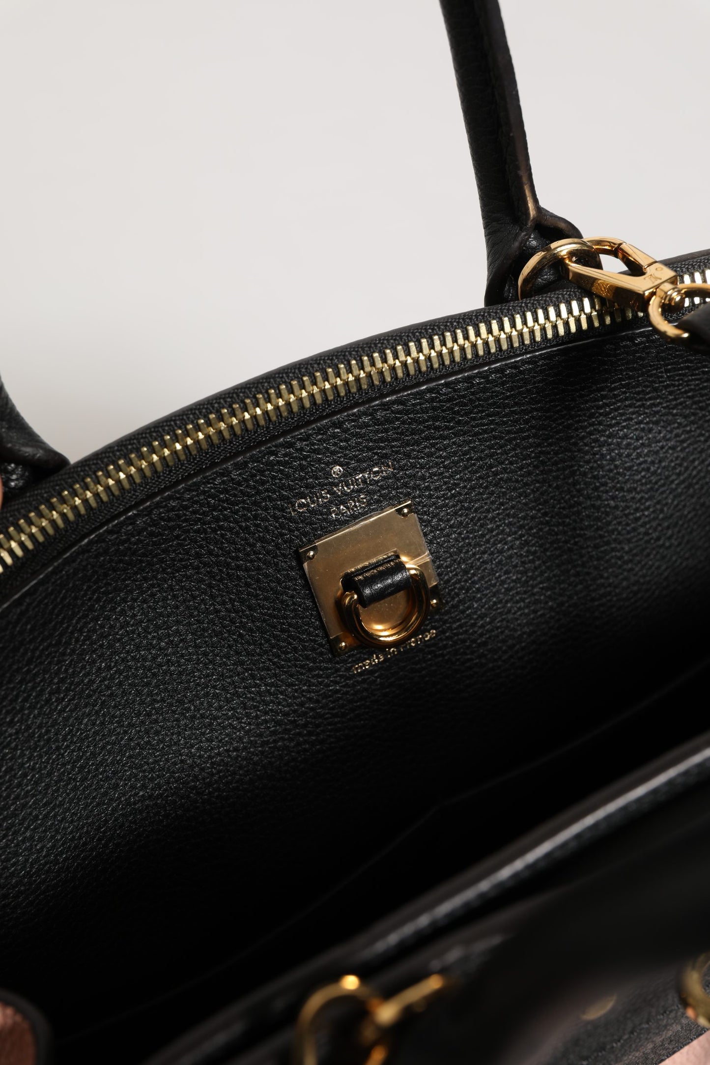 Pink und Schwarze Leder City Steamer Handtasche
