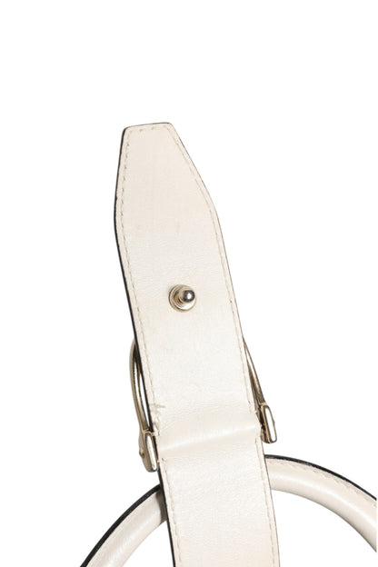 Weiße Leder-Tasche mit Steigbügel-Henkel