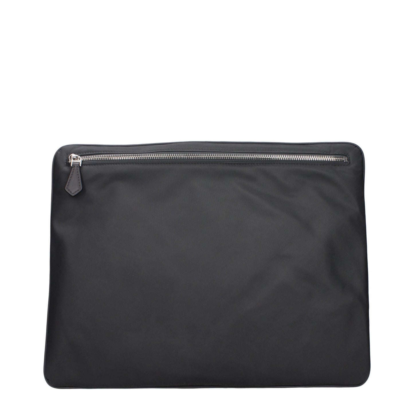 Graue Stoff-Clutch