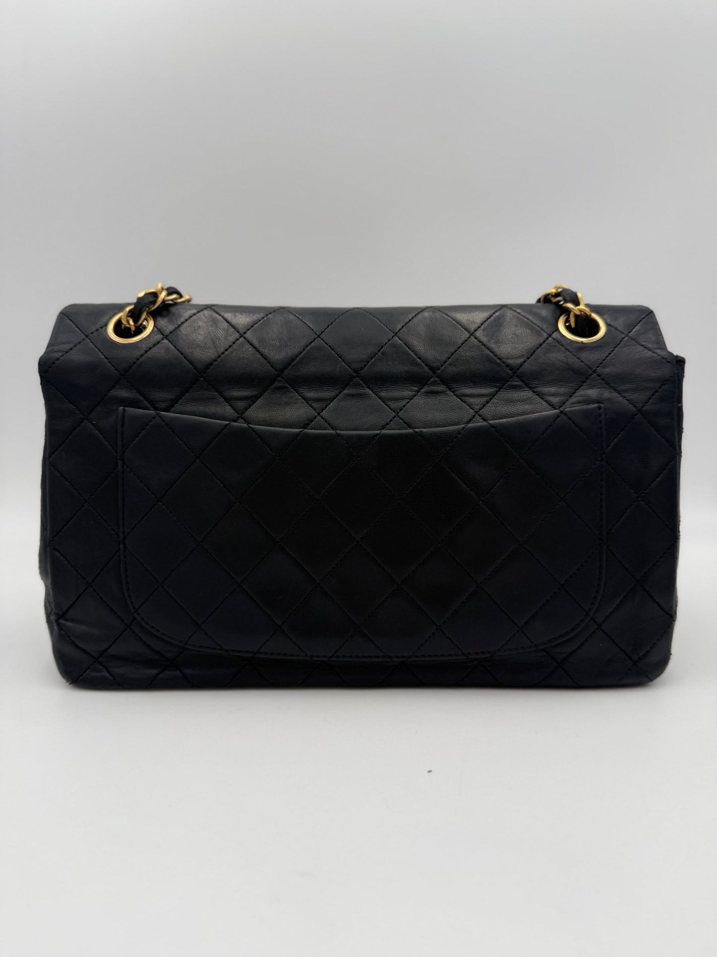 CHANEL Timeless Classic Handtasche mit abnehmbarer Pochette