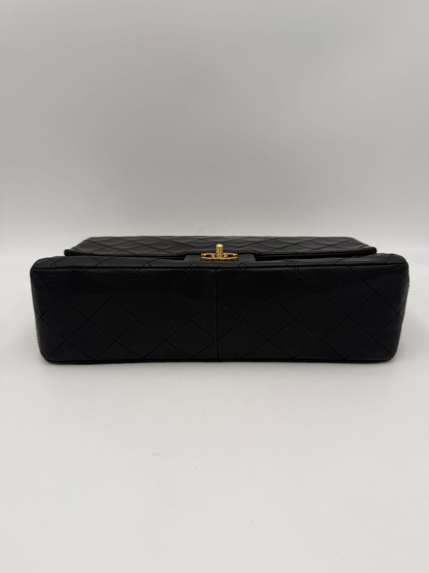 CHANEL Timeless Classic Handtasche mit abnehmbarer Pochette