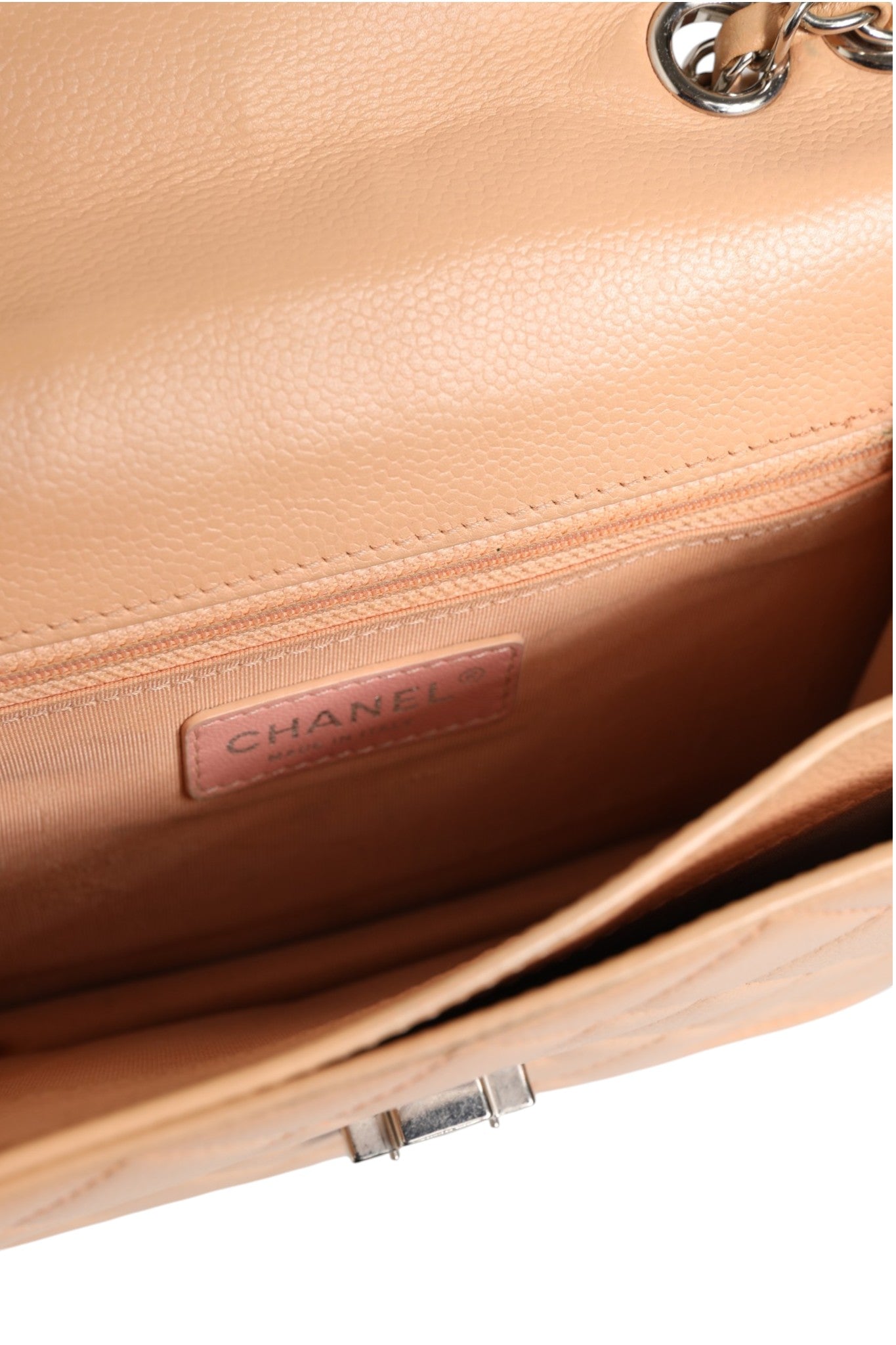 Kleine CC Box Flap Bag aus gestepptem Ziegenleder