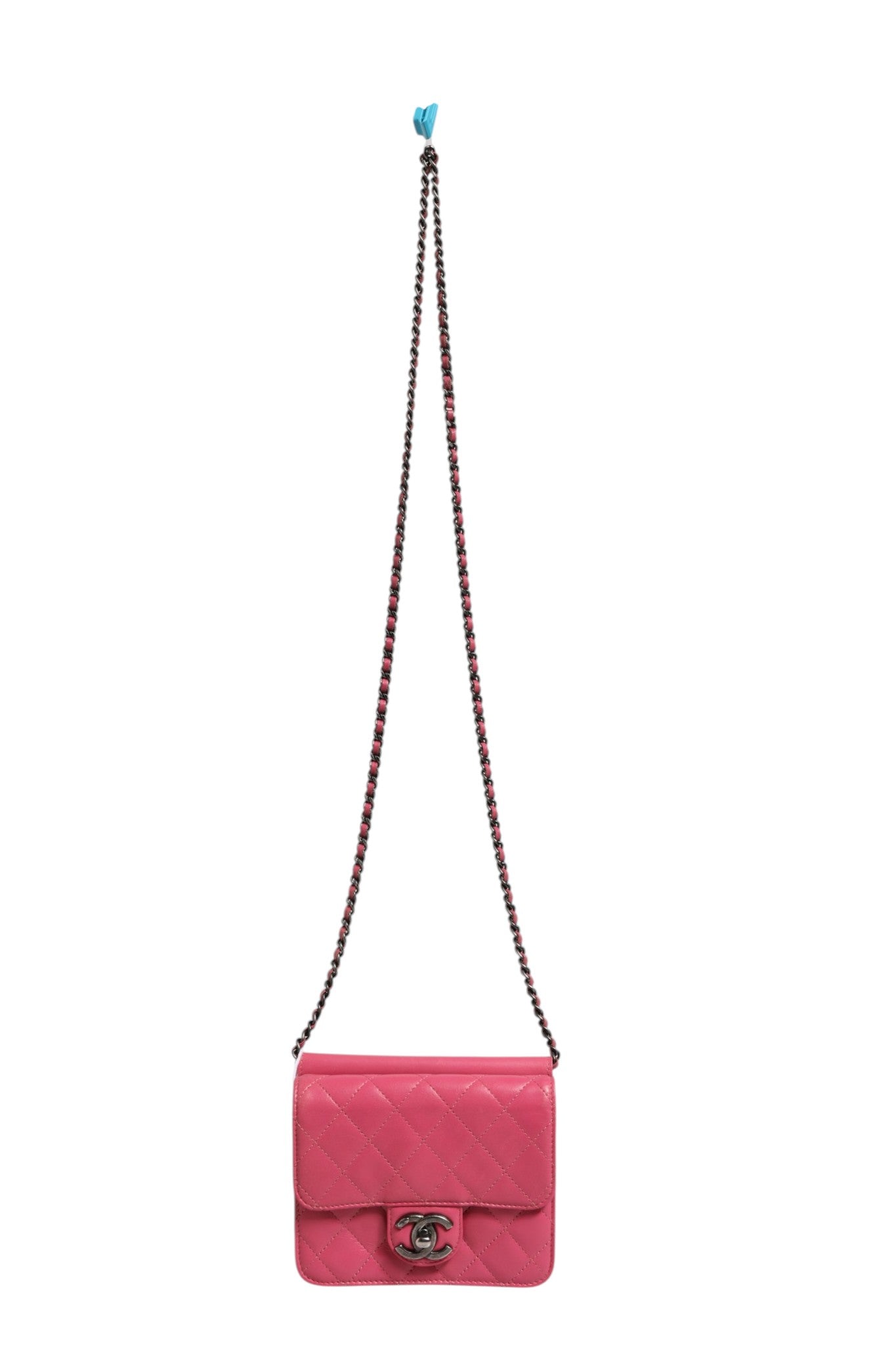Klassische Mini-Flap-Tasche aus gestepptem Lammleder in Pink, quadratisch