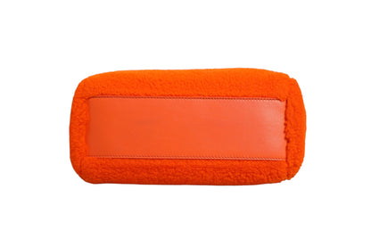 Orange Leder- und Shearling-Mini Peekaboo Henkeltasche
