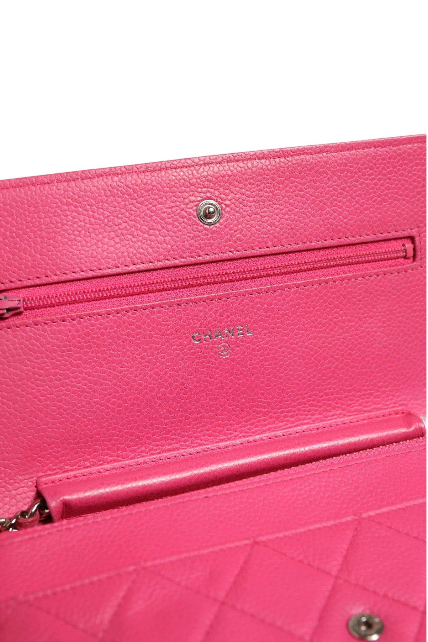 Pink gesteppte Lammleder-Kette Geldbörse WOC Silber