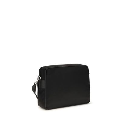 Schwarze Schultertasche aus recyceltem Polyamid