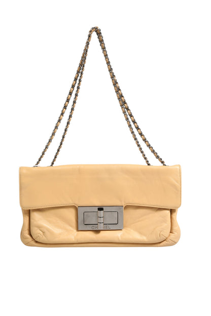 Beige Lammleder Giant Reissue Mademoiselle Lock Flap Bag