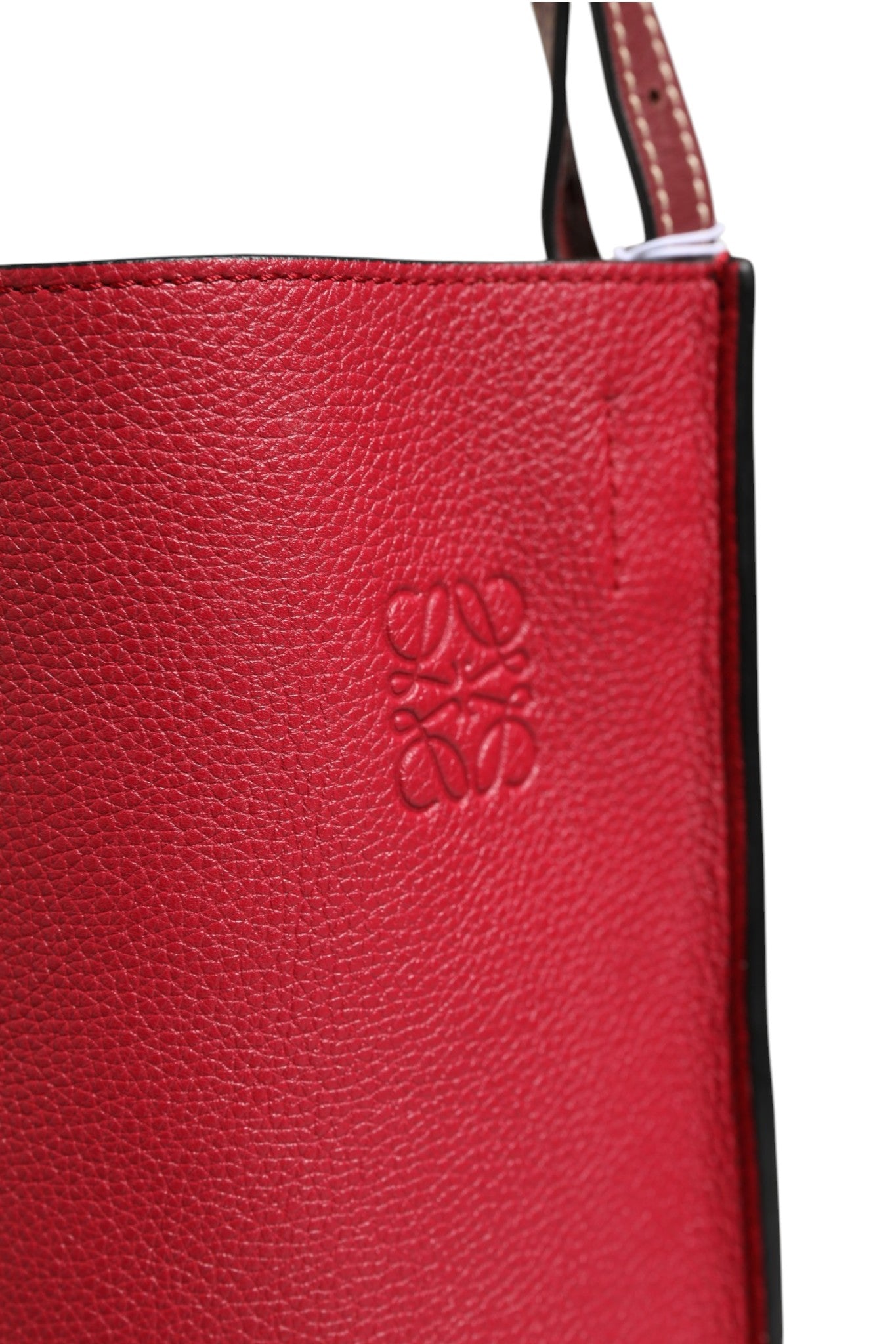 Gate Eimer-Tasche aus Himbeer- und Weinrotleder