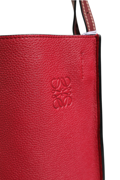 Gate Eimer-Tasche aus Himbeer- und Weinrotleder