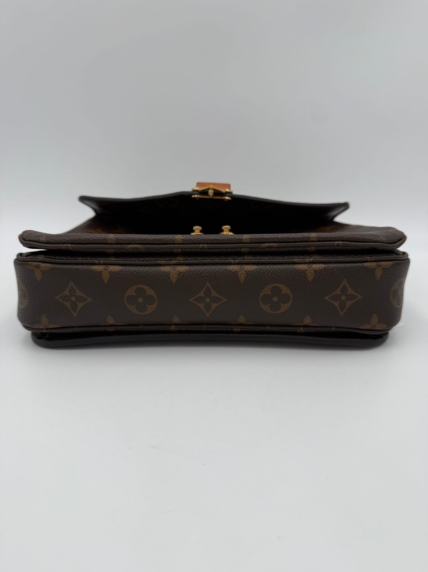 LOUIS VUITTON METIS Monogram Handtasche