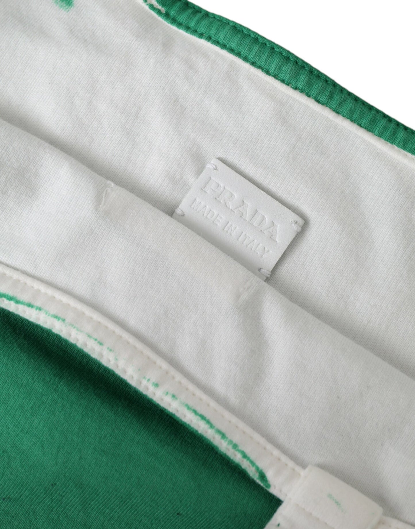 Prada Grüner Jersey Stoff Logo Umhängetasche – Exquisite Einkaufstasche für Damen