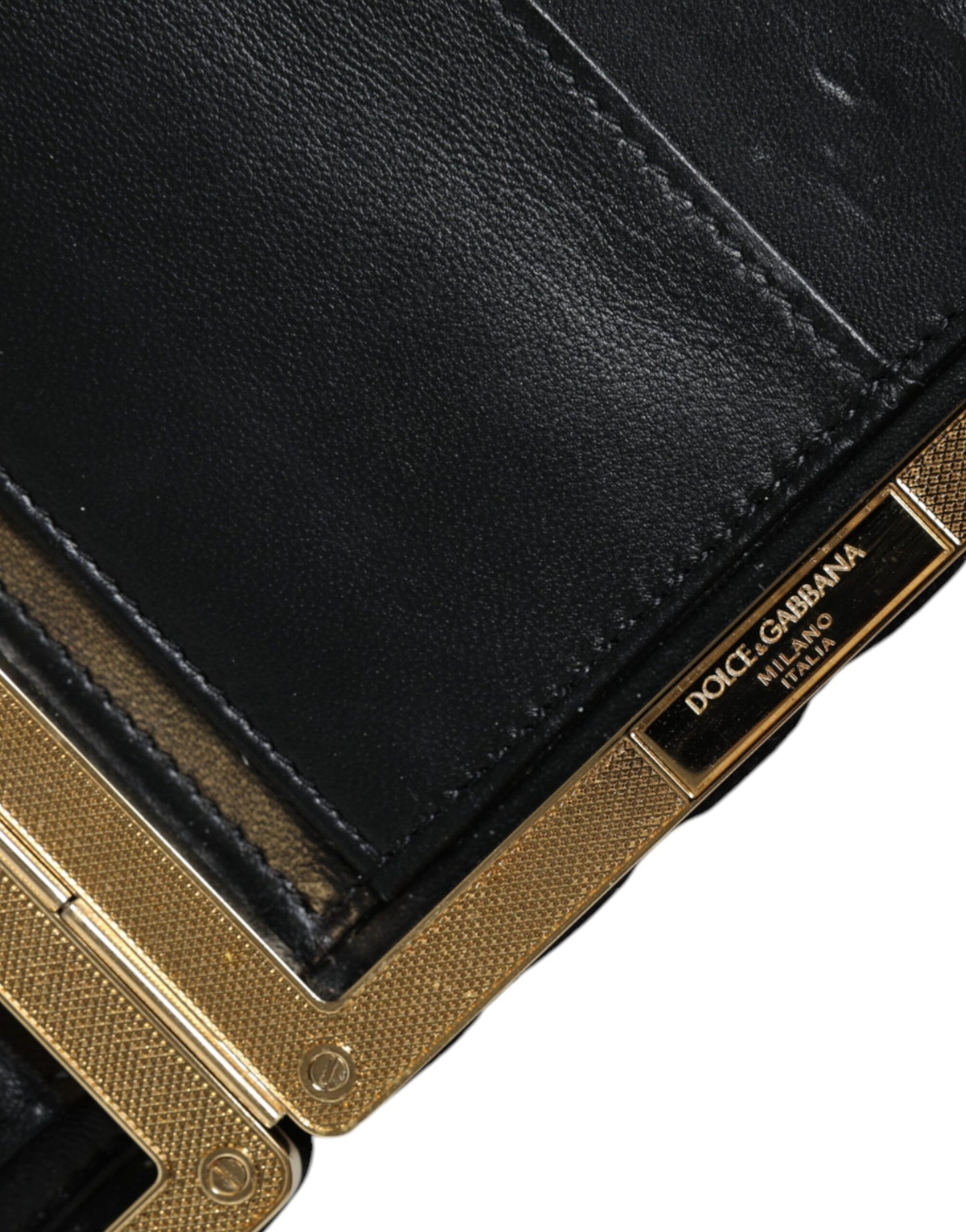 Dolce & Gabbana Bordeaux und Schwarz Samt Clutch mit Goldrahmen