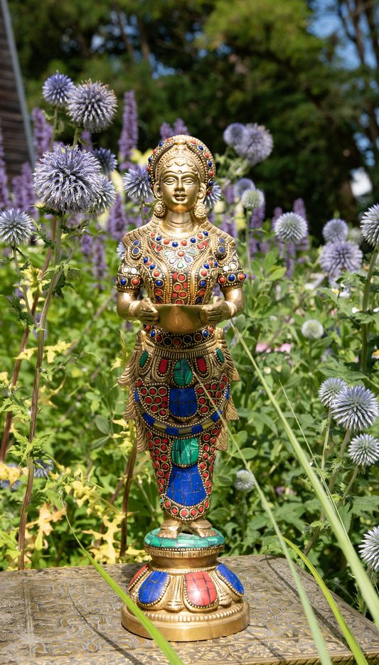 Lakshmi Statue aus Messing - 36 cm / 2,8 kg - Mit bunten Steinen
