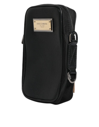 Dolce & Gabbana Schwarze Narbenleder Clutch Bag mit Logoplakette